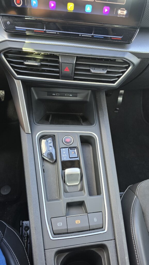 Seat Leon Sportstourer 2.0 TDI DSG Style Edition