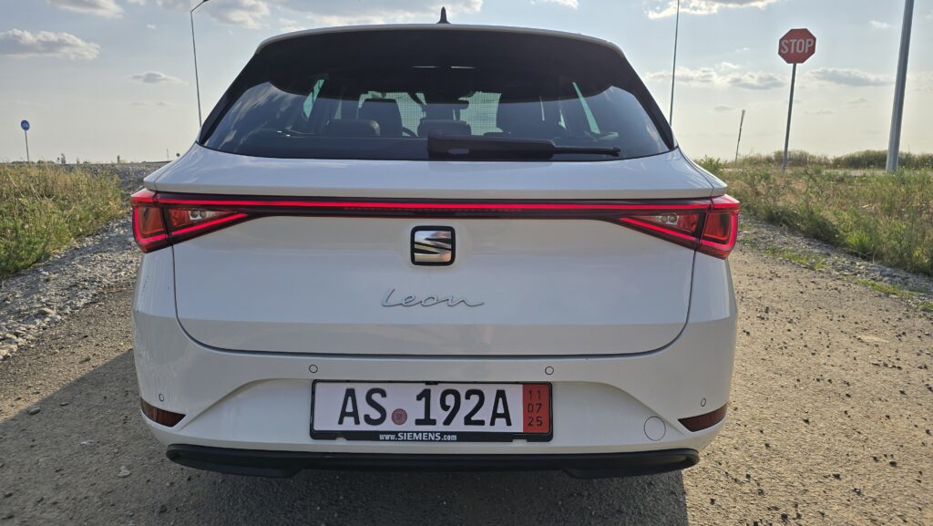 Seat Leon Sportstourer 2.0 TDI DSG Style Edition