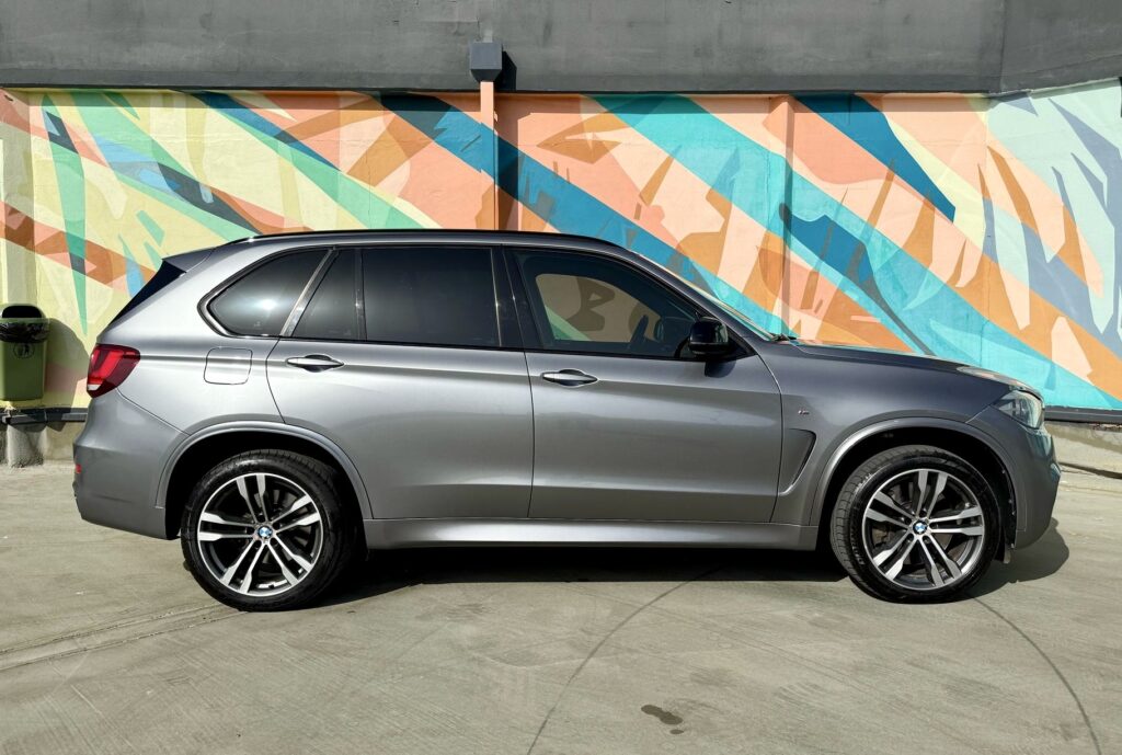 BMW X5 F15 M50d 381 cp | Istoric Reprezentanta