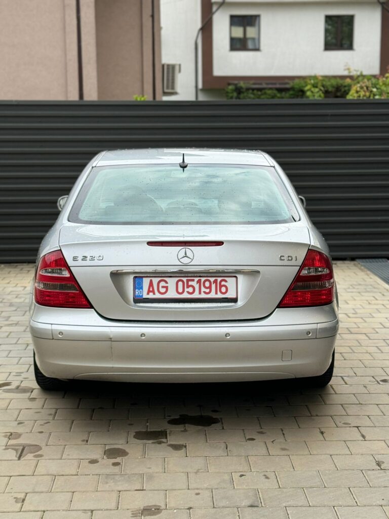 Mercedes  E classe w211  2.2 impecabil