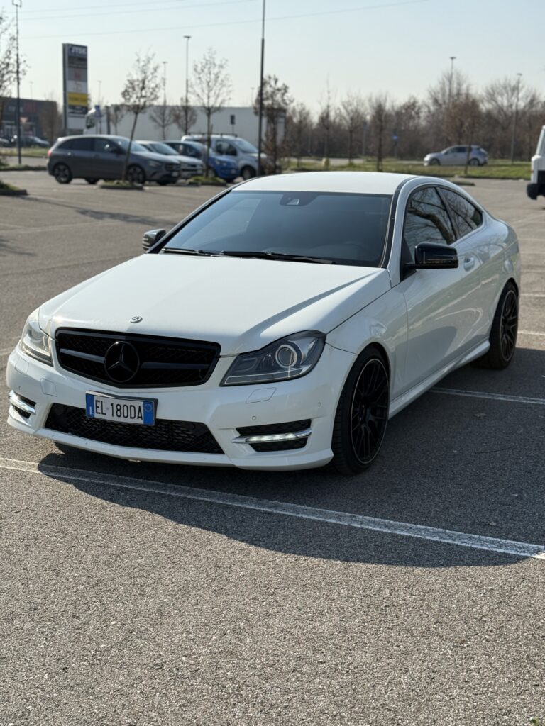 Mercedes c250 cdi w204 204cp AMG