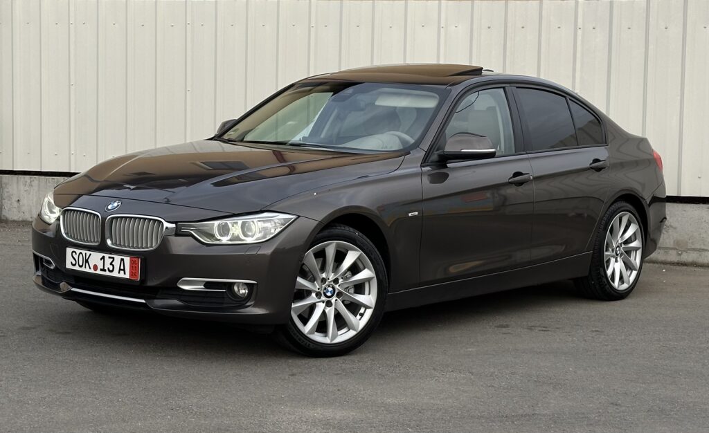 Bmw F30 Editie modern 3 Butoane 2.0 Diesel 184 cp Extrafull