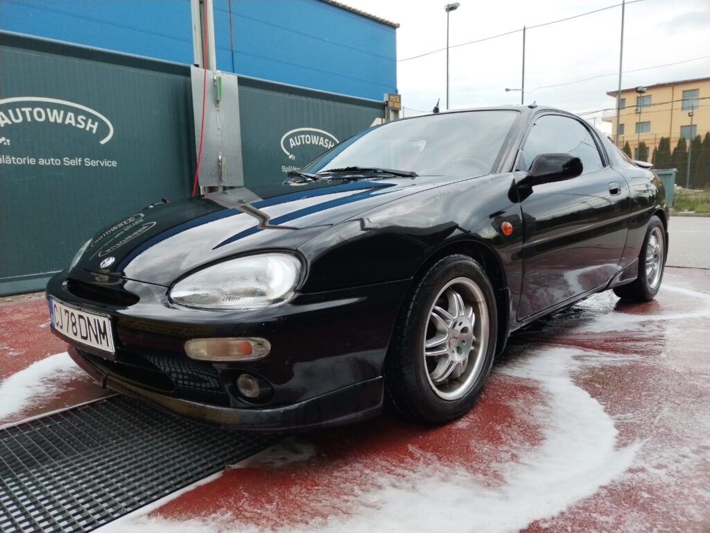 Mazda MX-3 / 1.8 Benzina V6  / 1994