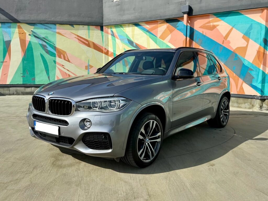 BMW X5 F15 M50d 381 cp | Istoric Reprezentanta