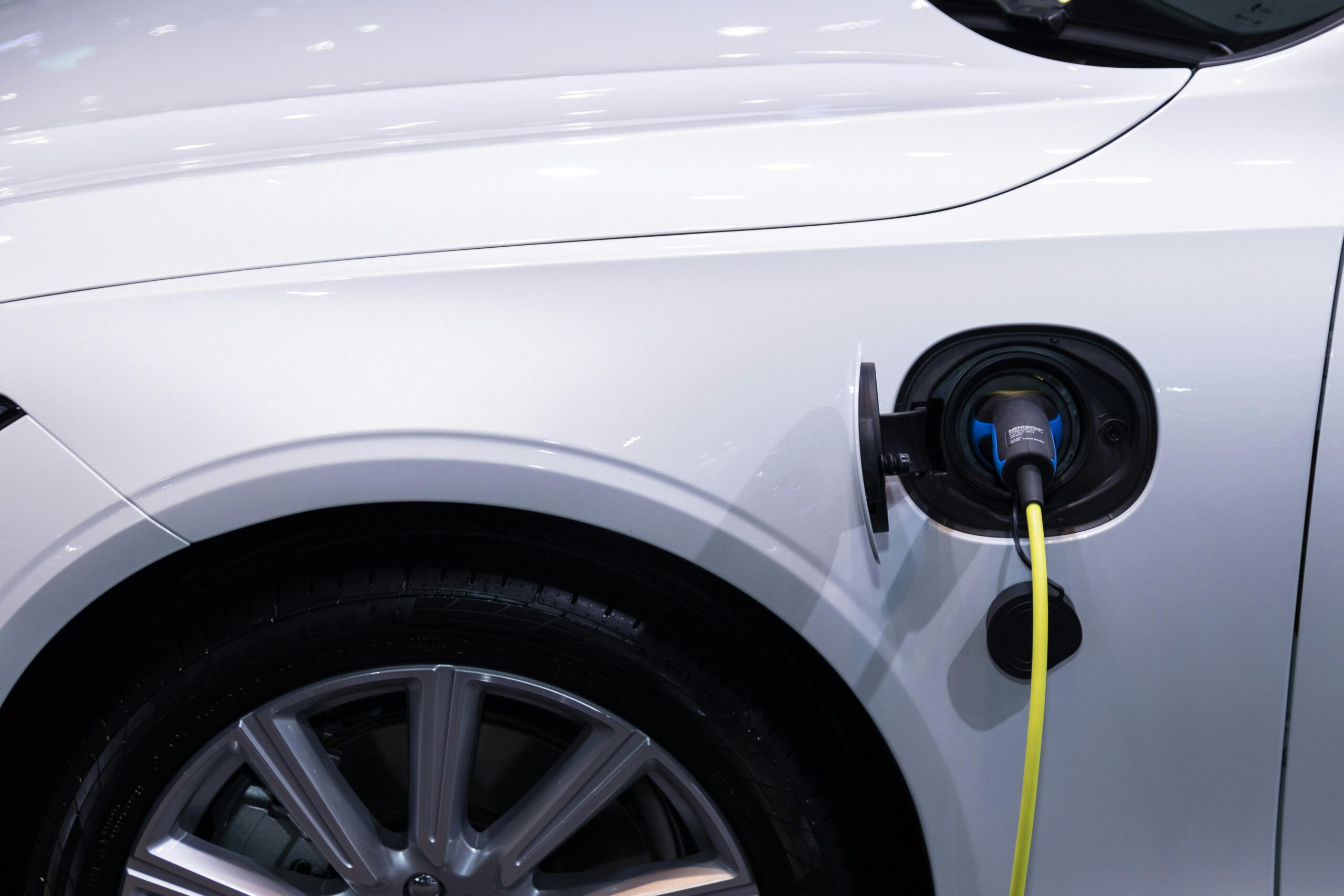 Top 5 Mașini Electrice Accesibile (2025)
