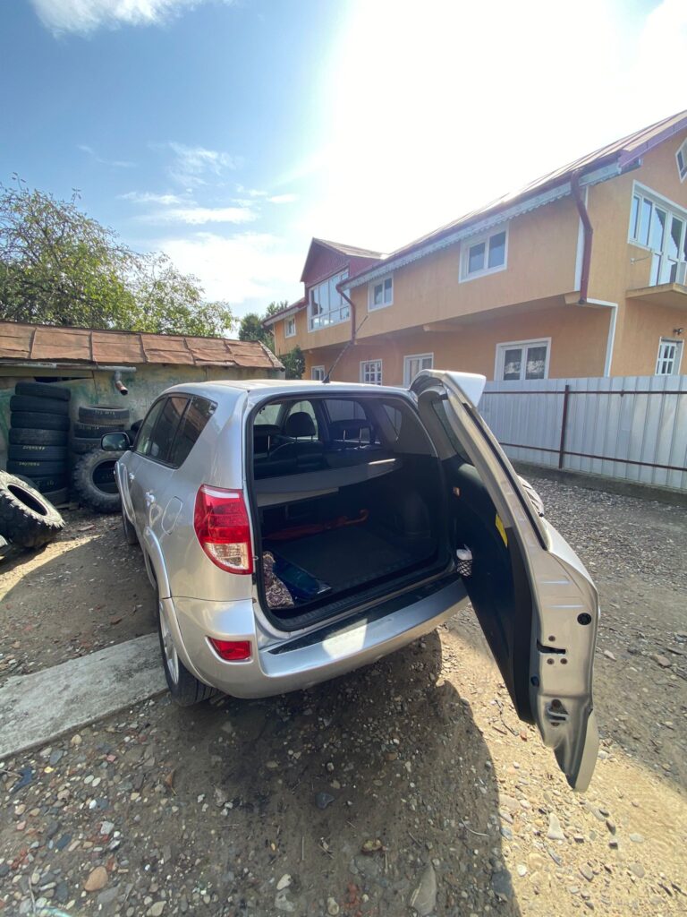 VAND TOYOTA RAV-4